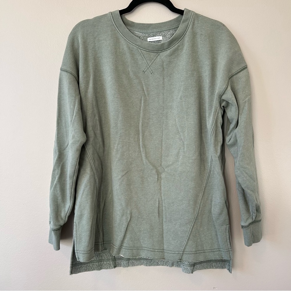 American Eagle Outfitters Soft Green Sweatshirt